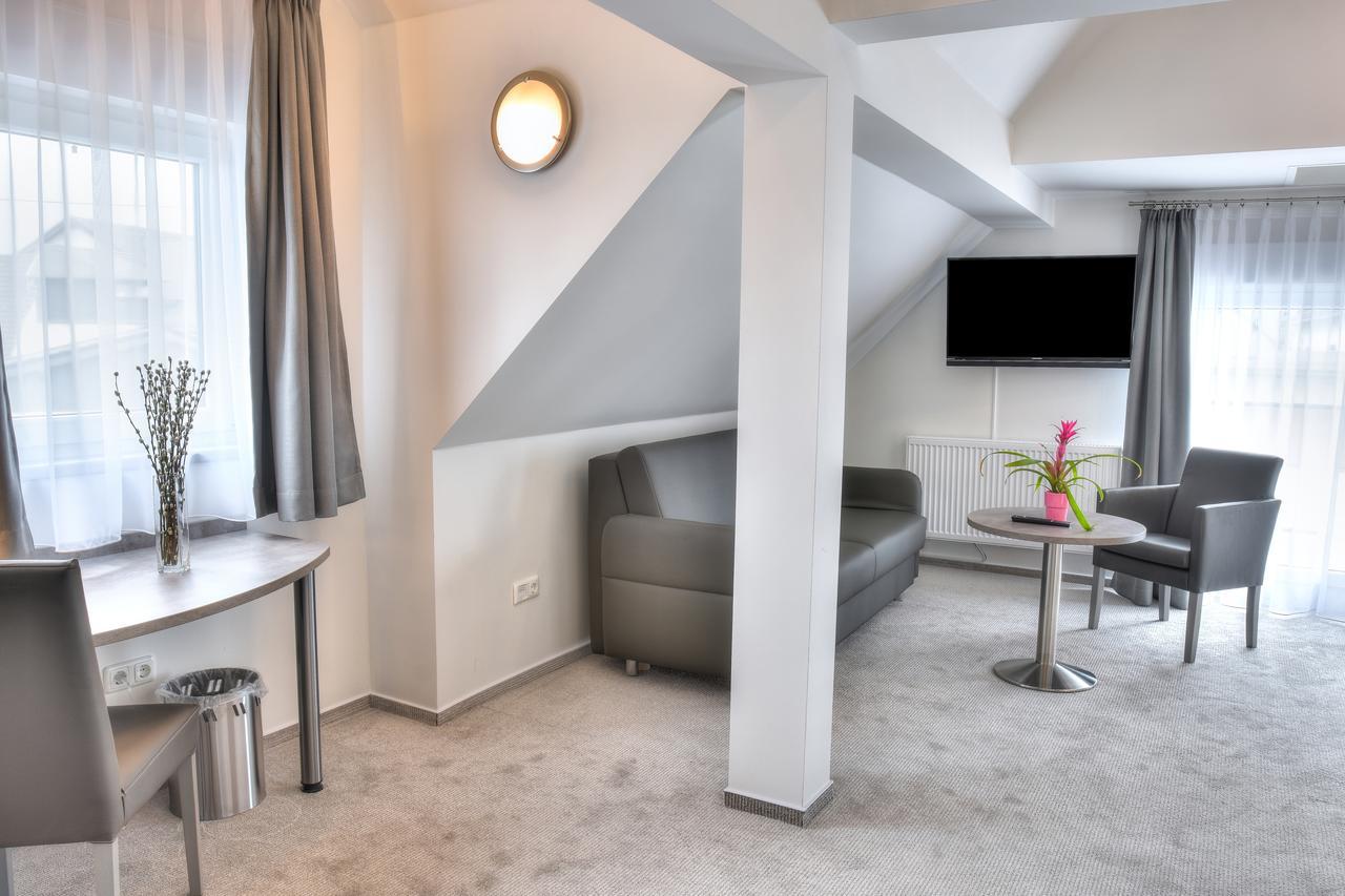 Fast Lane Hotel Barweiler Εξωτερικό φωτογραφία